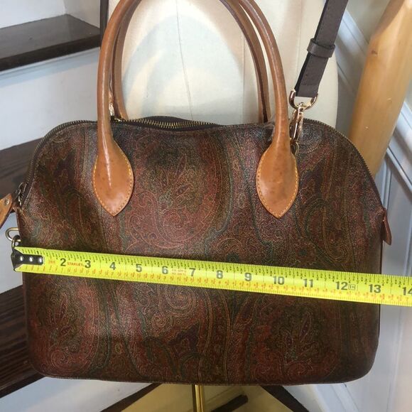 W ETRO MILANO Red Paisley Top Zipper Dome Shaped Hand Bag - Picture 15 of 17